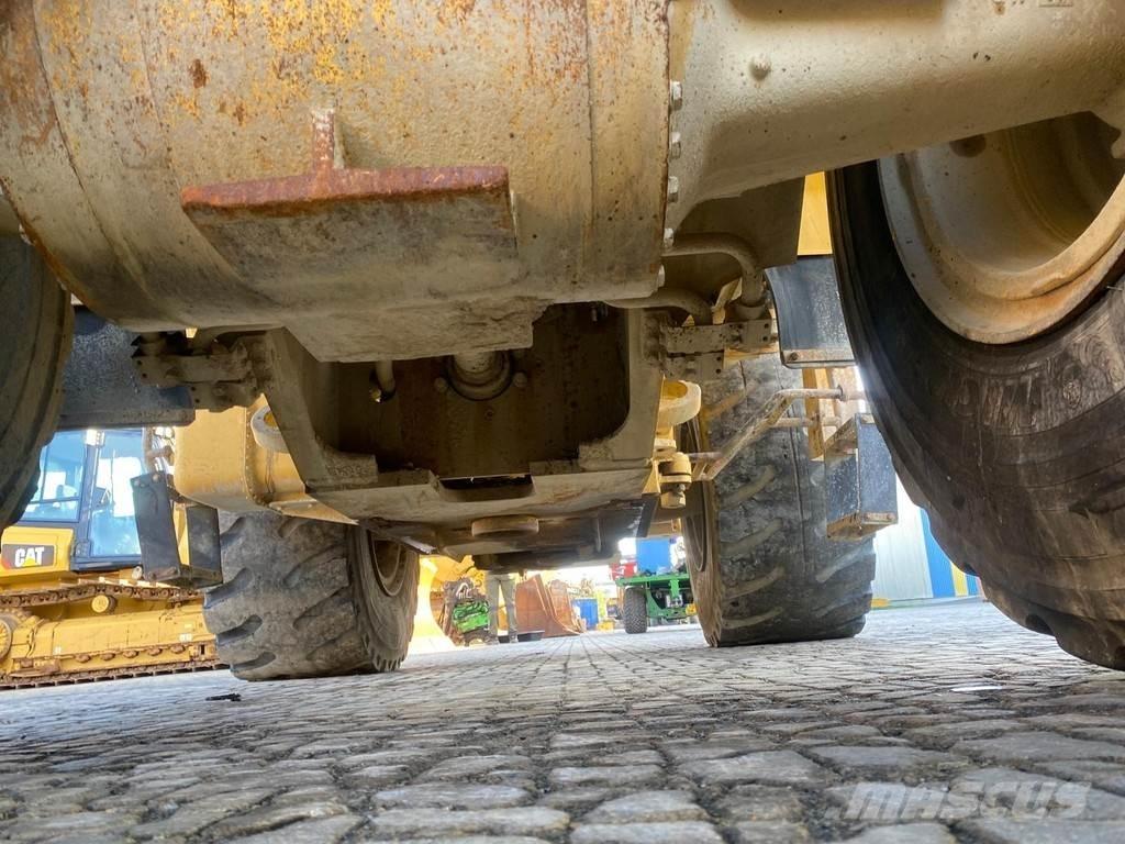 CAT 972G NVT Tekerlekli yükleyiciler
