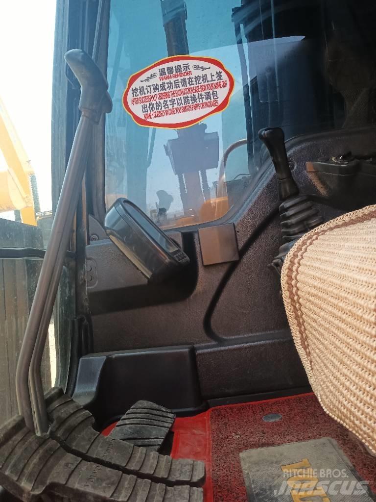 Volvo EC 240 Paletli ekskavatörler