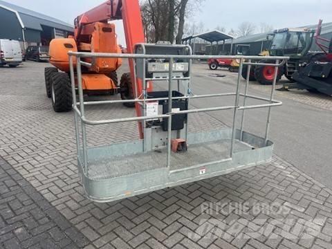 Manitou AJT 200 Körüklü personel platformları