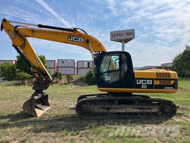 JCB JS 220 LC Paletli ekskavatörler