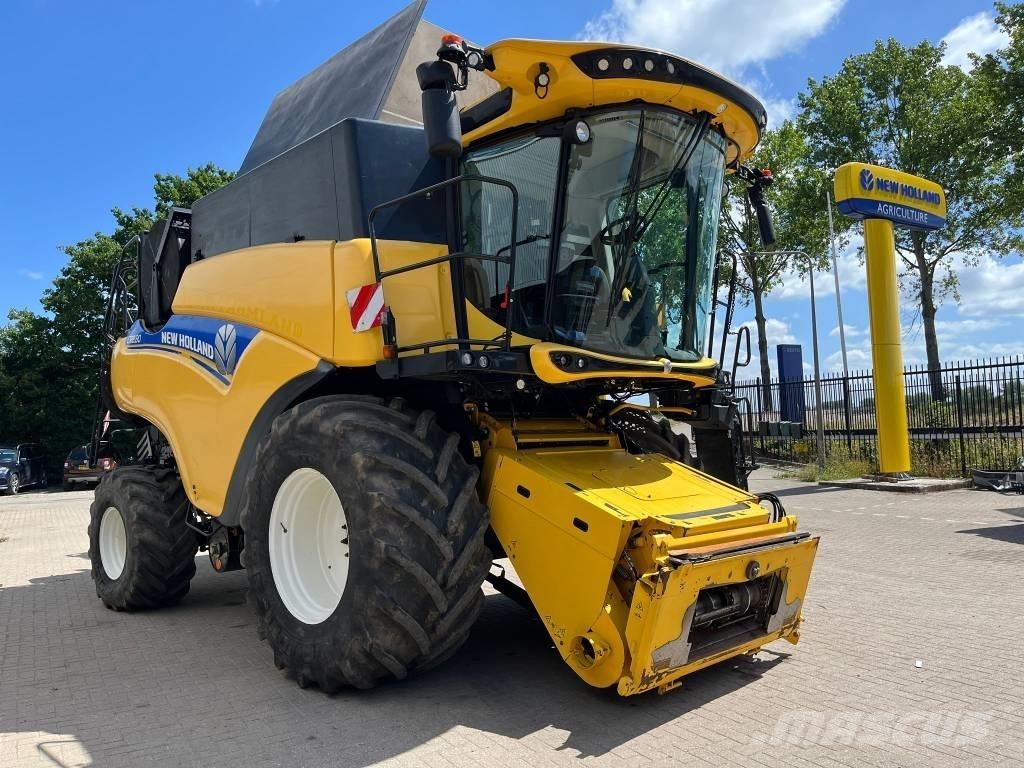 New Holland CR 8.80 Biçerdöverler