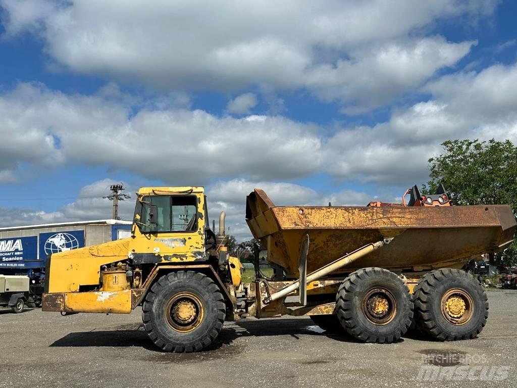 CAT D 300 E Belden kirma kaya kamyonu