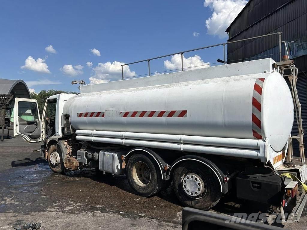 Renault 320 Tankerli kamyonlar