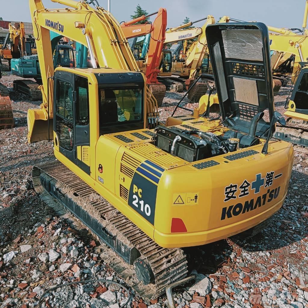 Komatsu PC 210 LC-8 Paletli ekskavatörler
