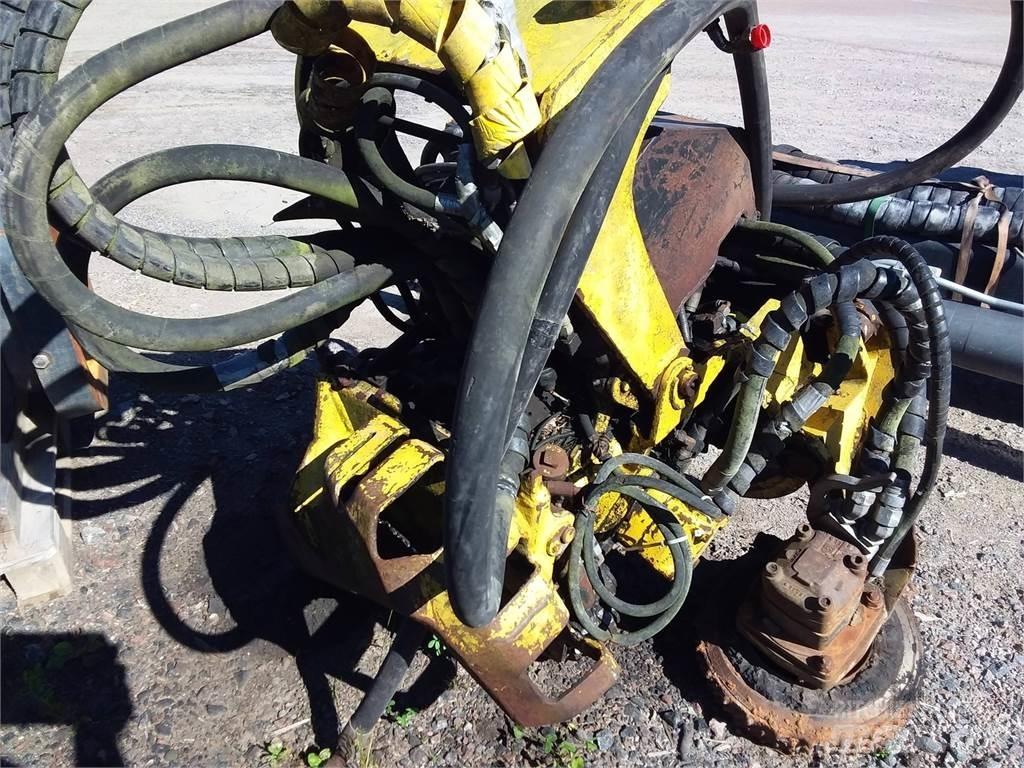 John Deere 745 Agaç kesme robotlari