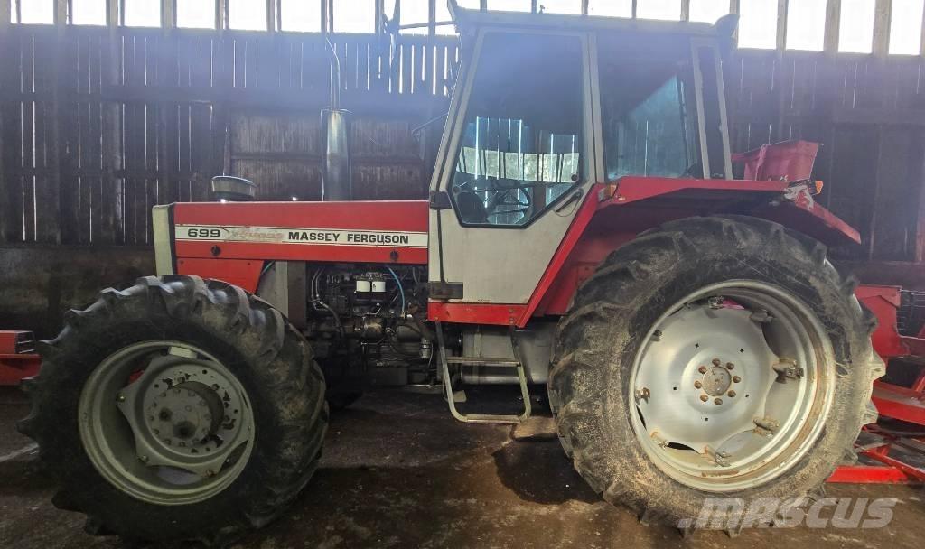 Massey Ferguson 699 Traktörler