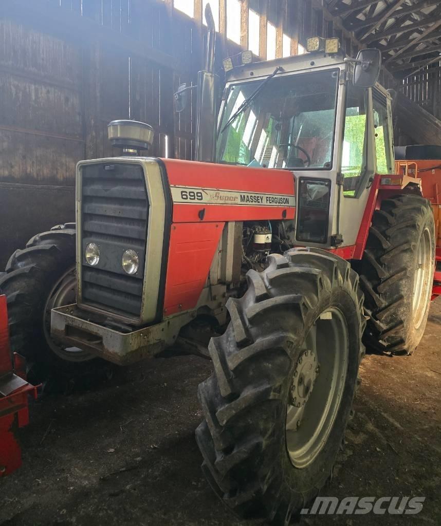 Massey Ferguson 699 Traktörler