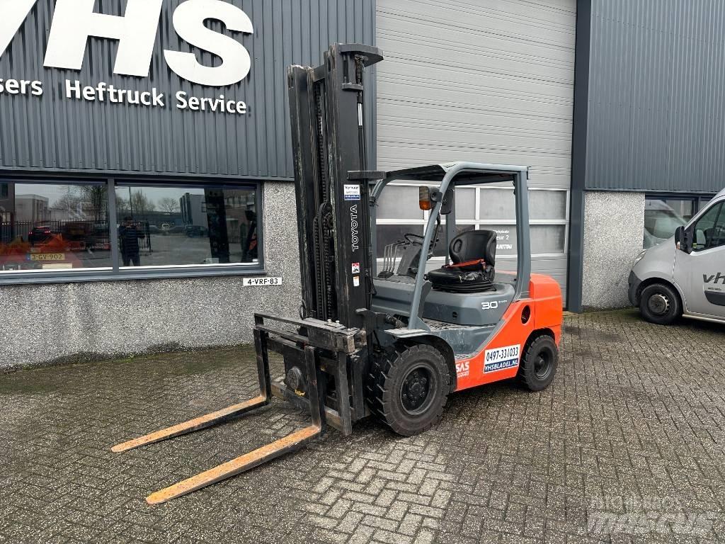 Toyota 62-8 FD 30 Dizel forkliftler
