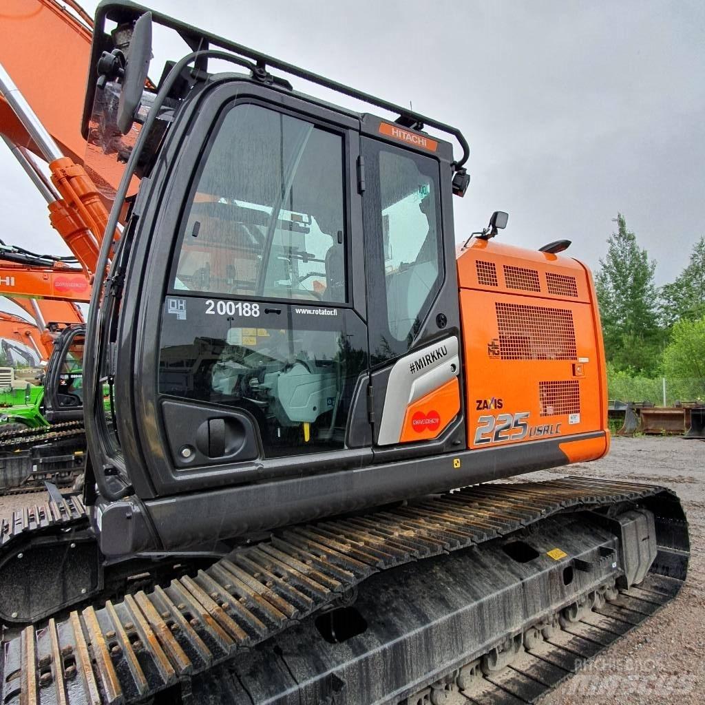 Hitachi ZX225USRLC-7 Paletli ekskavatörler