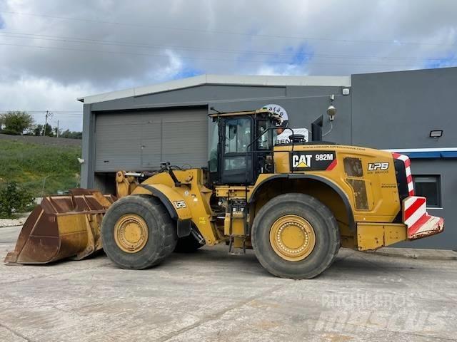 CAT 982 M Tekerlekli yükleyiciler