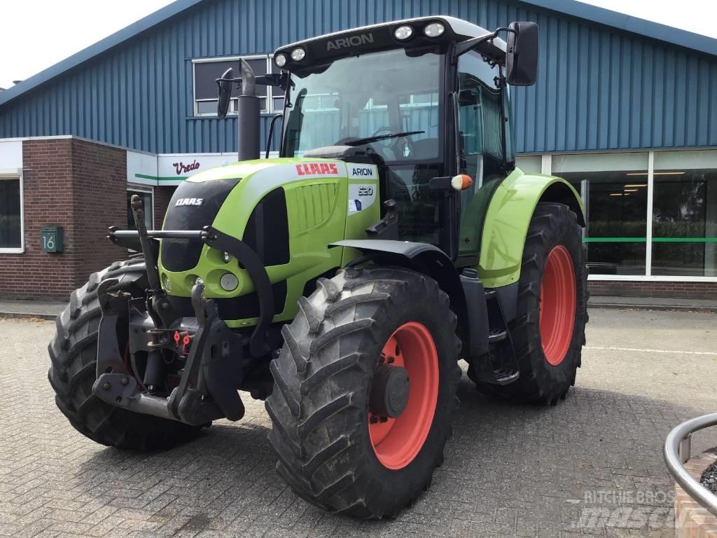 CLAAS Arion 520 CIS Traktörler
