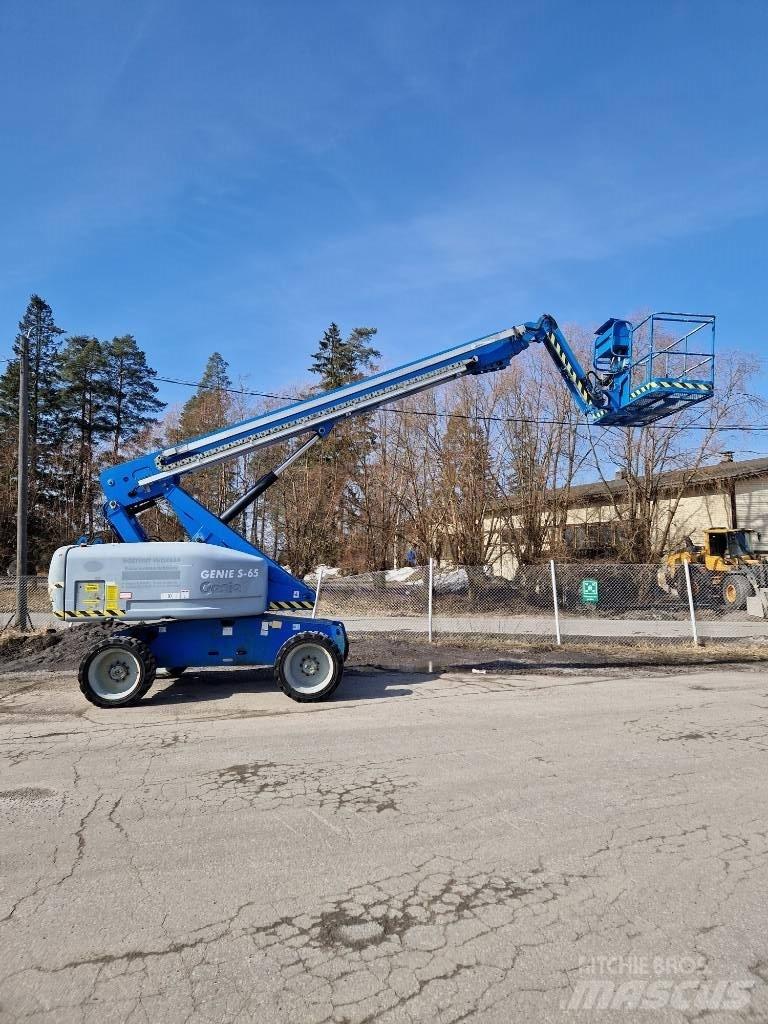 Genie S 65 Teleskopik personel platformları