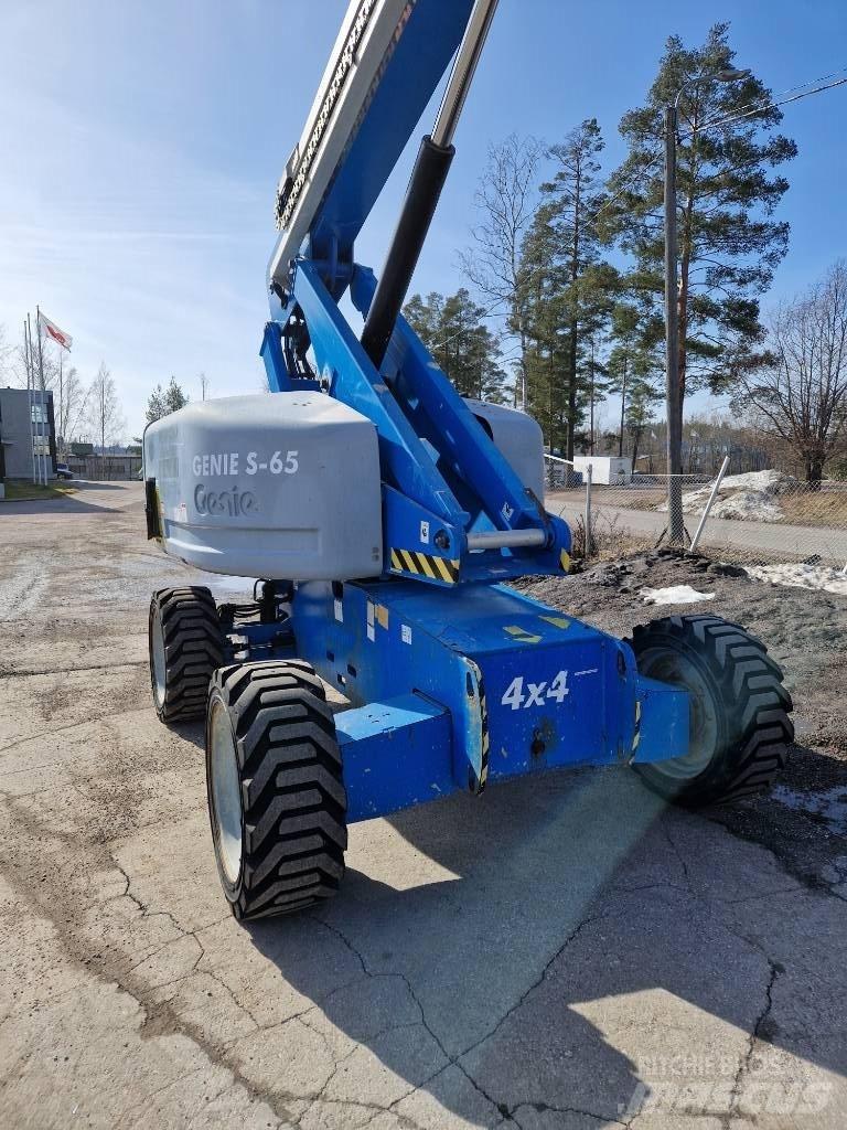 Genie S 65 Teleskopik personel platformları