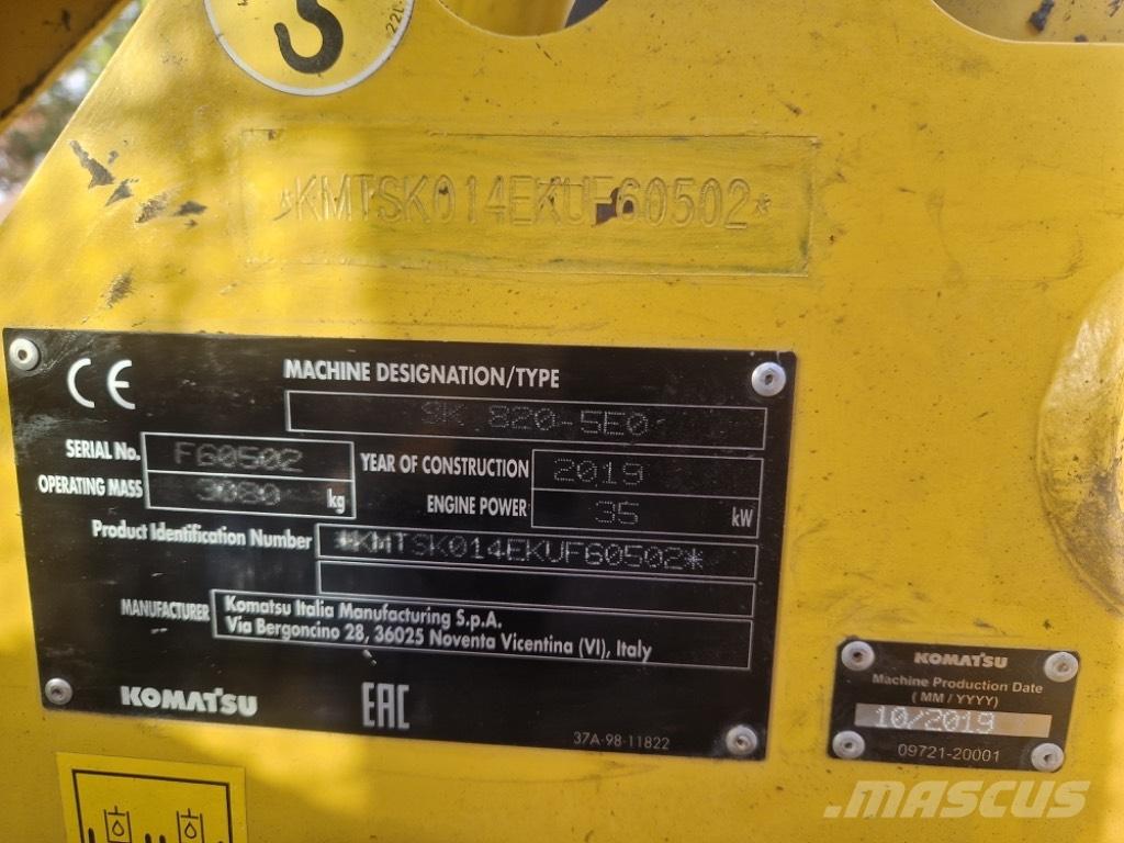 Komatsu SK 820-5 Skid steer loderler