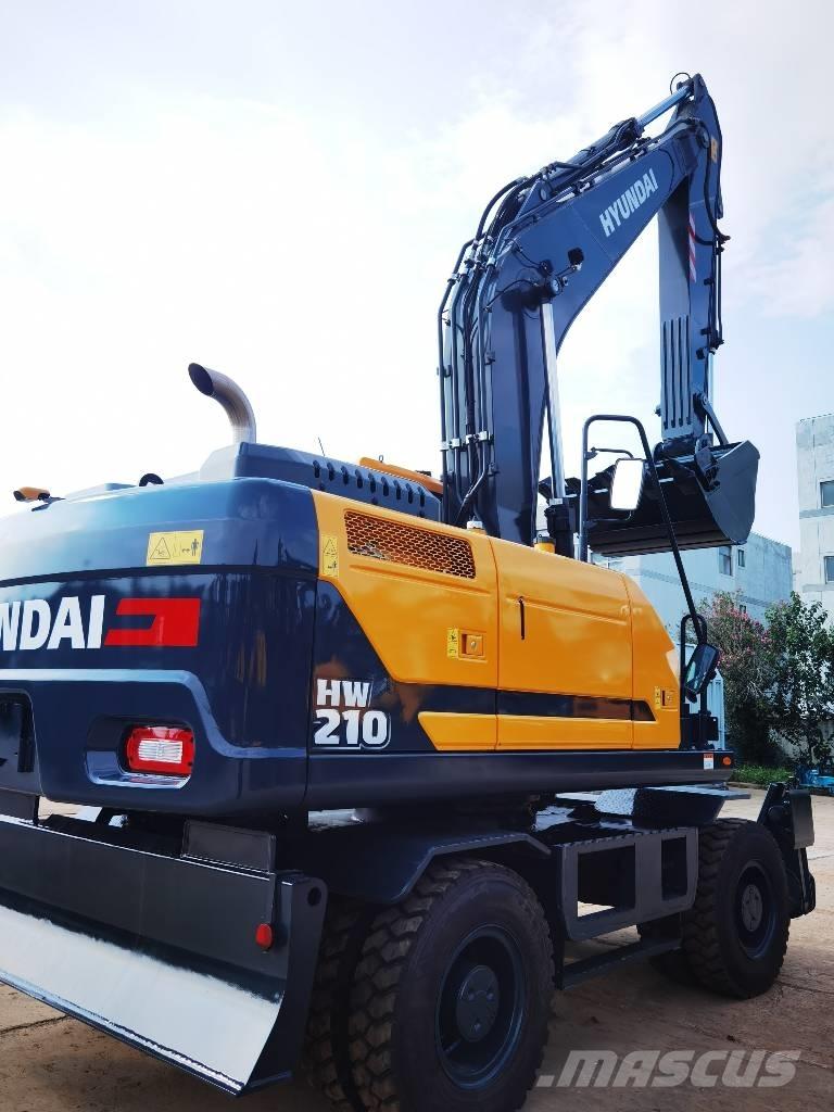 Hyundai 210W-9 Lastik tekerli ekskavatörler