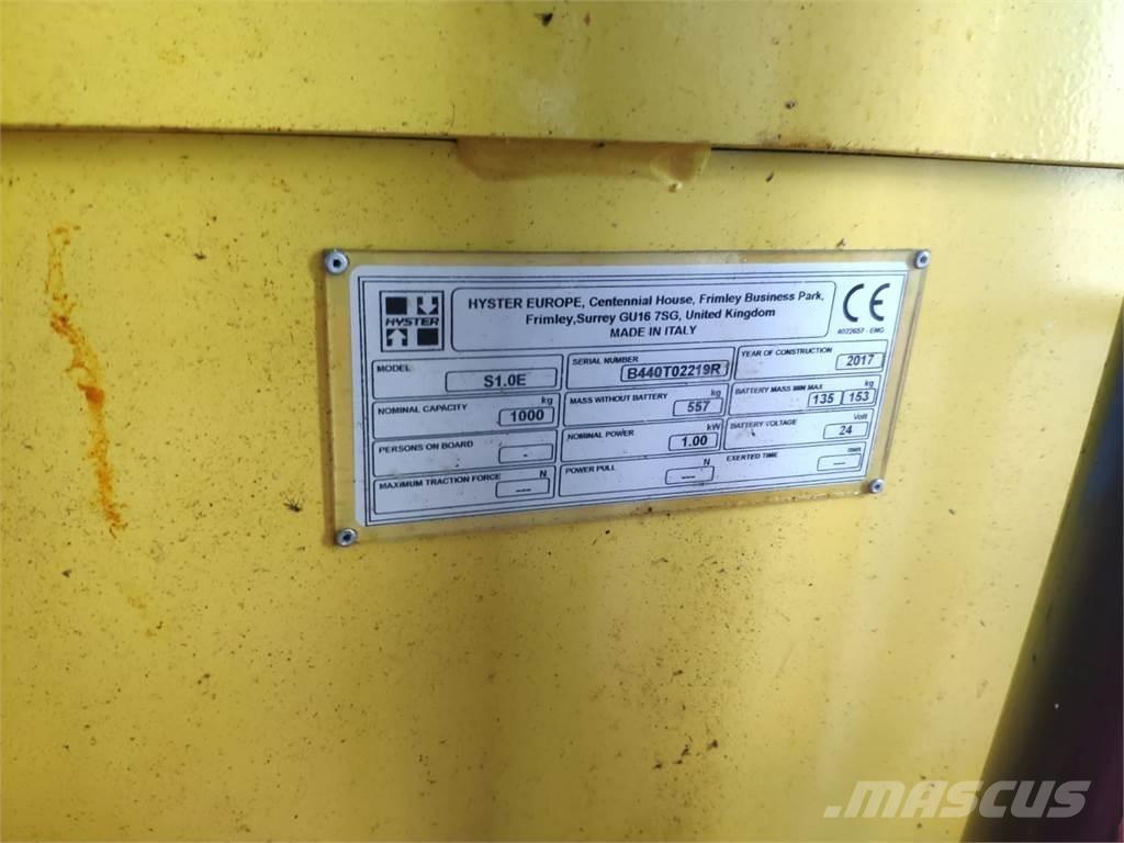 Hyster S1.0E Yaya kumandali istif makinasi