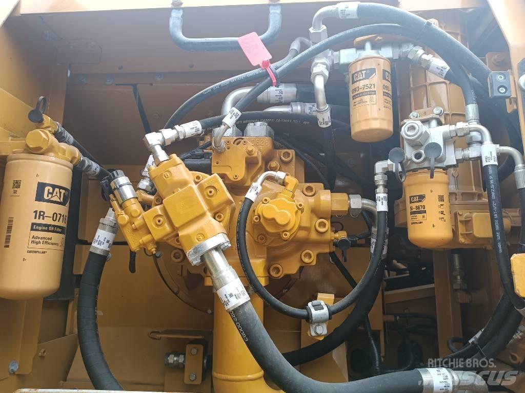 CAT 330 D Paletli ekskavatörler