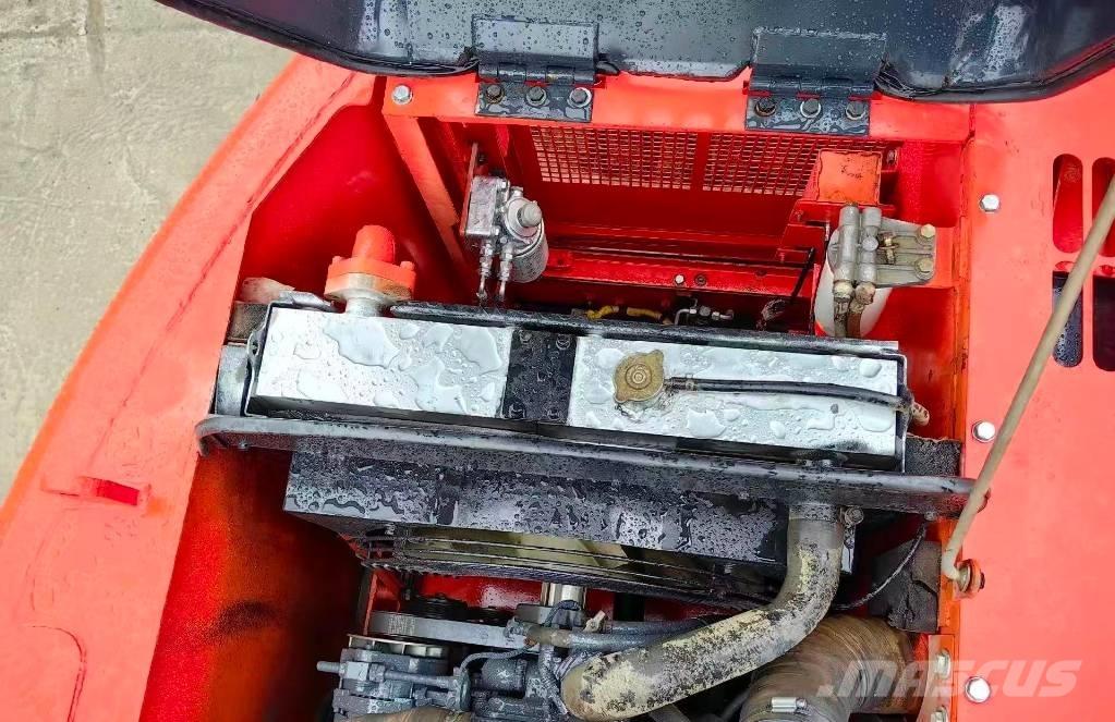 Doosan DX 140 Paletli ekskavatörler