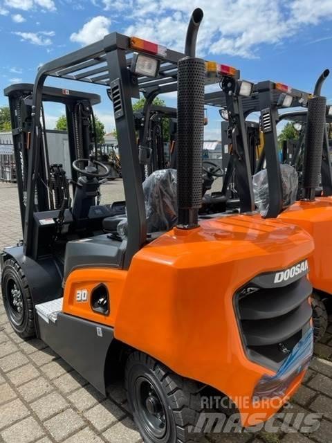 Doosan D30NXP Dizel forkliftler