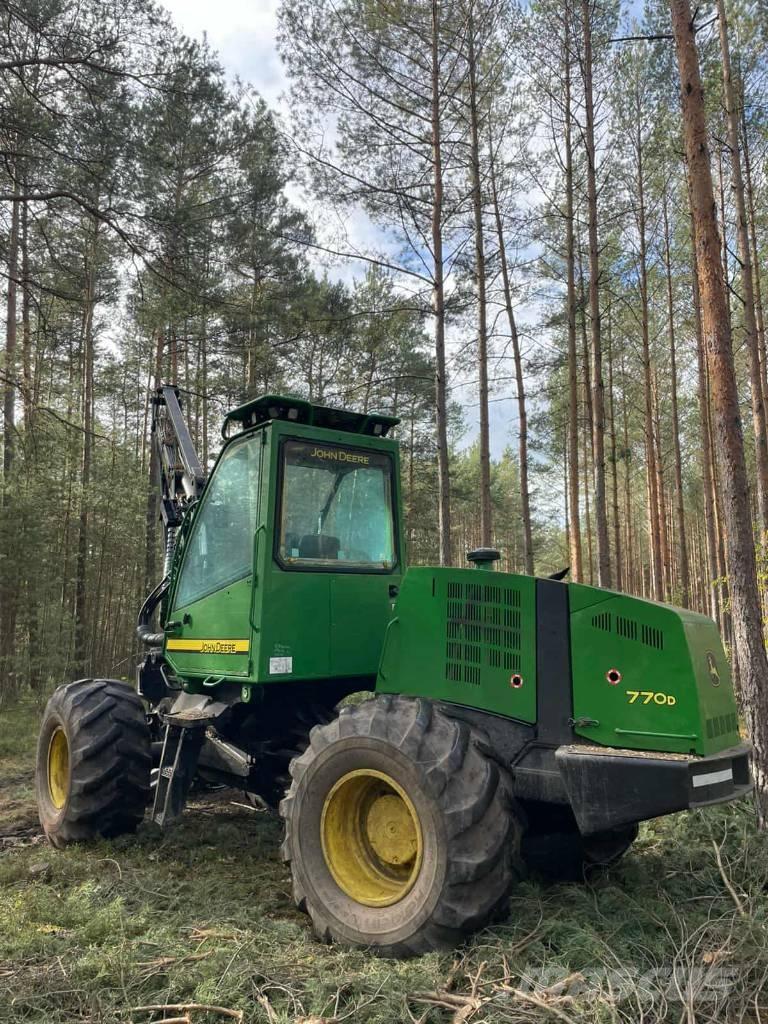 John Deere 770 D Biçerdöverler
