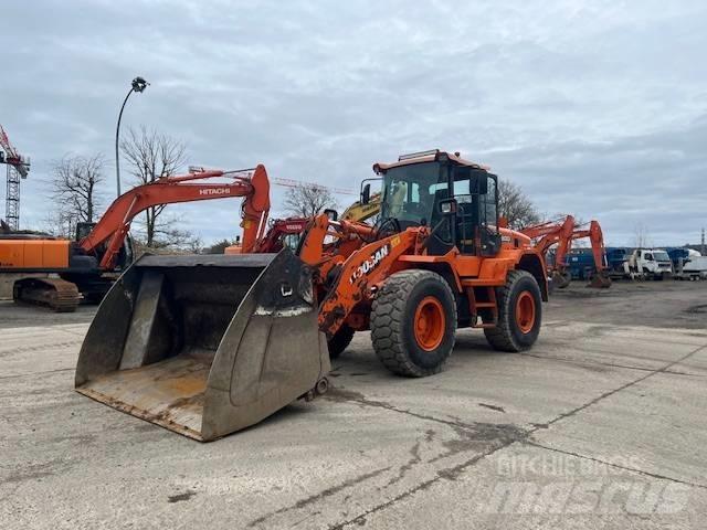 Doosan DL 200 Tekerlekli yükleyiciler