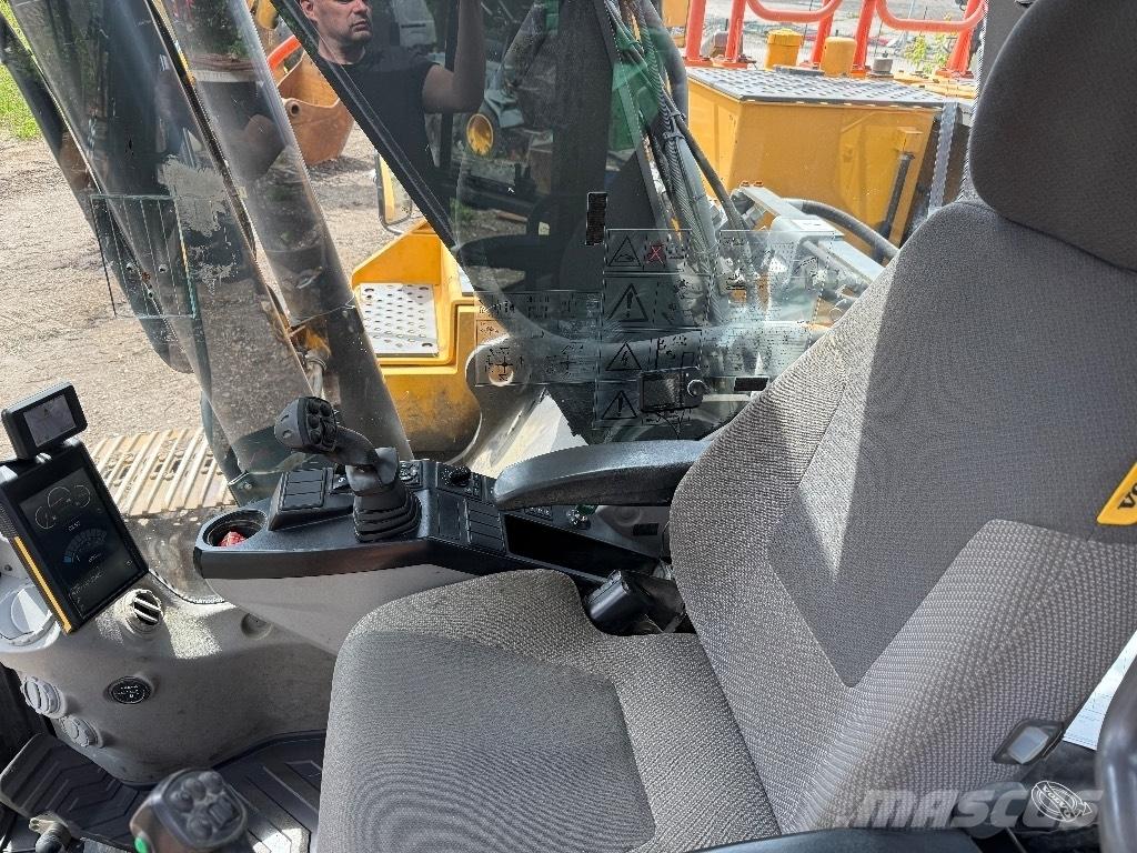 Volvo EC 250 E Paletli ekskavatörler