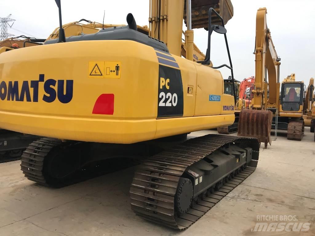 Komatsu PC 220-8 Paletli ekskavatörler