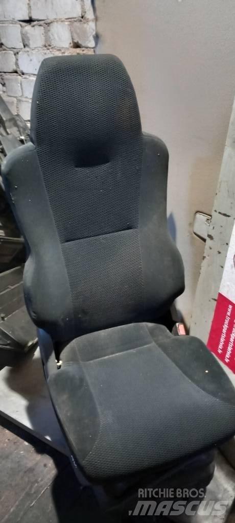 MAN TGX.    81623076414 Kabinler