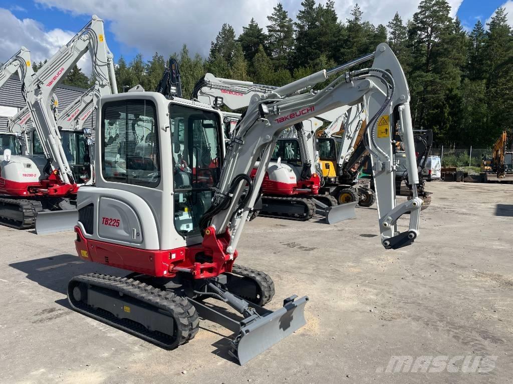Takeuchi TB 225 Mini ekskavatörler, 7 tona dek