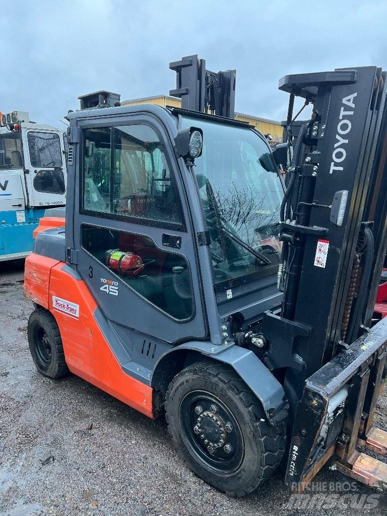 Toyota 40-8FD40N Dizel forkliftler