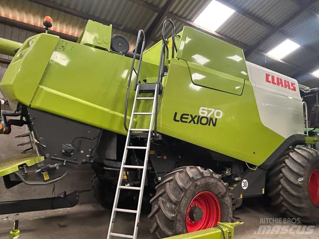 CLAAS Lexion 670 Biçerdöverler
