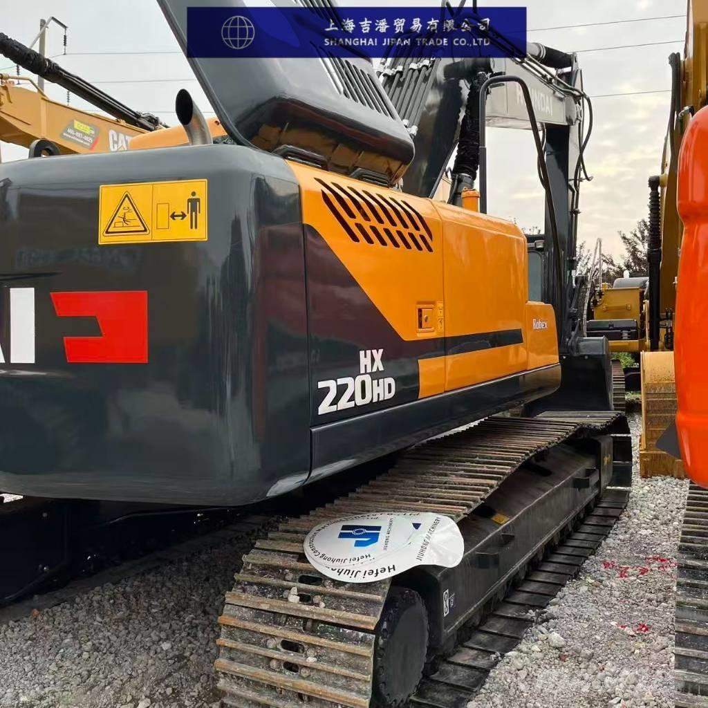 Hyundi HX220 Paletli ekskavatörler