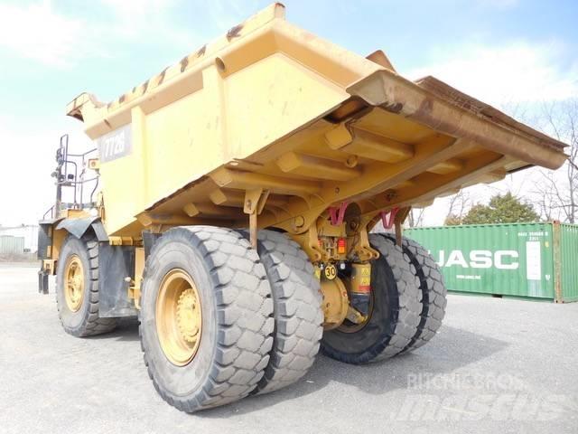 CAT 772G Belden kirma kaya kamyonu