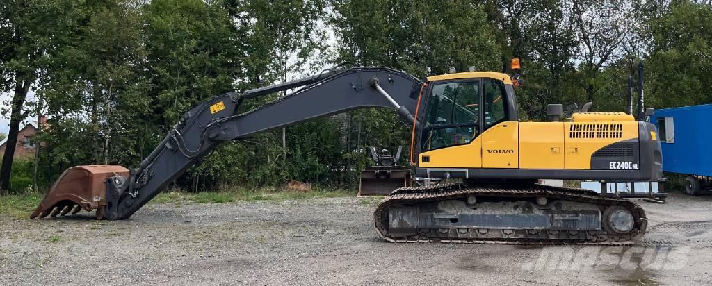 Volvo EC 240 C L Paletli ekskavatörler