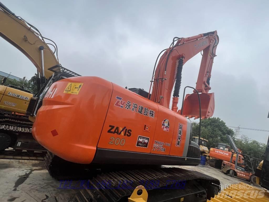 Hitachi ZX200 Paletli ekskavatörler