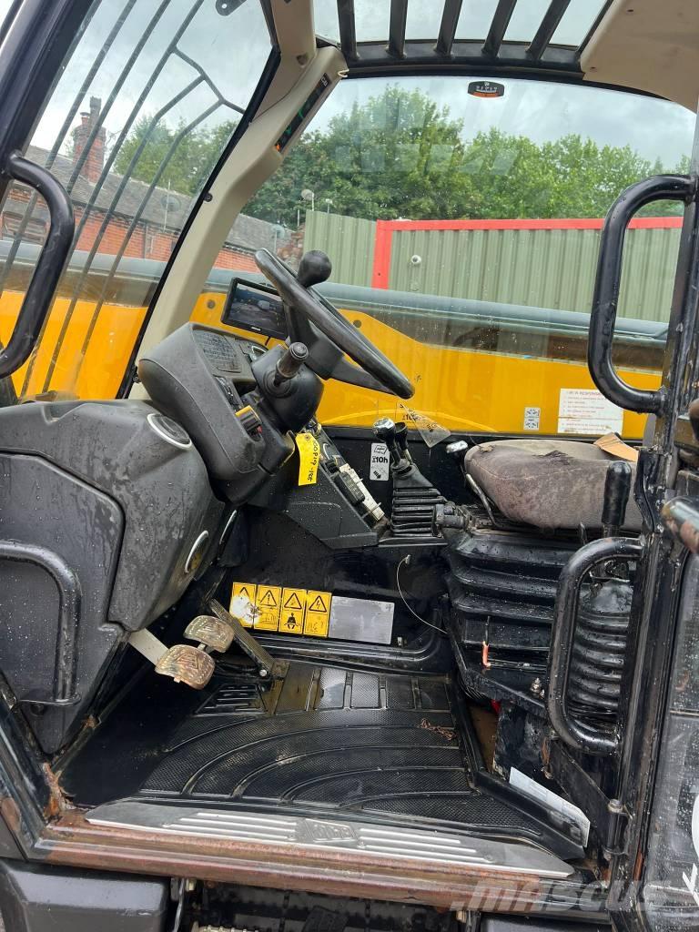 JCB 535-125 Hiviz Teleskopik yükleyiciler