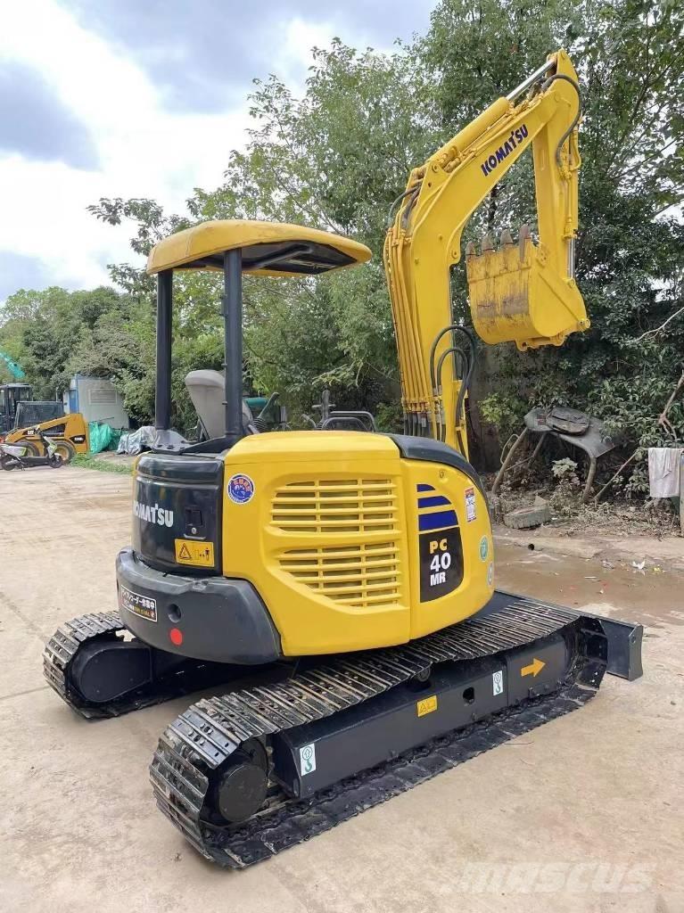 Komatsu PC 40 MR Mini ekskavatörler, 7 tona dek
