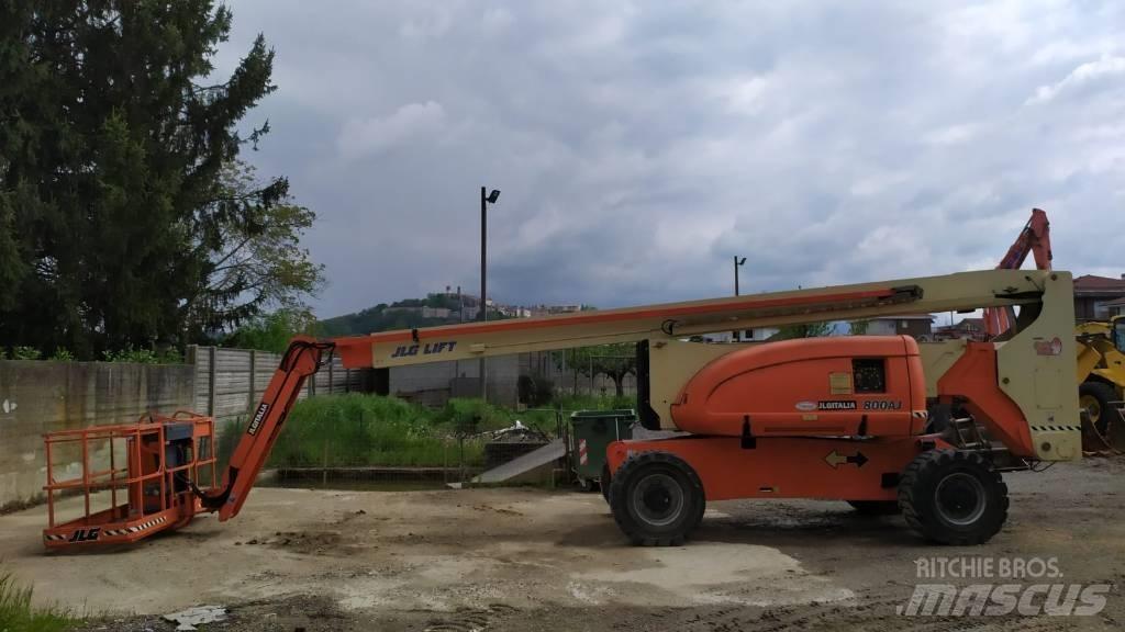 JLG 800 AJ Körüklü personel platformları