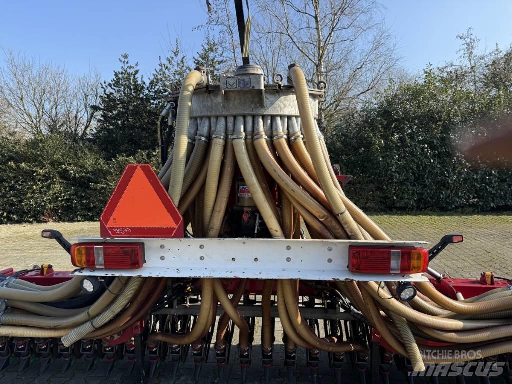 Vredo ZB3-8750 Gübre dagitma tankerleri