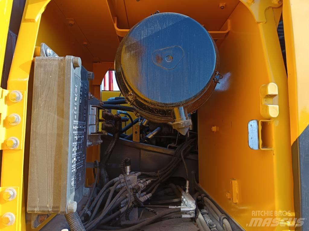 Volvo EC 250 Paletli ekskavatörler