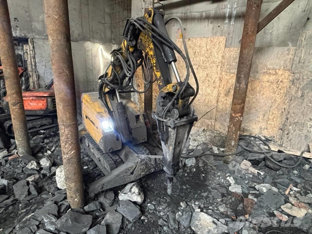 Brokk 180 Yıkım ekskavatörleri