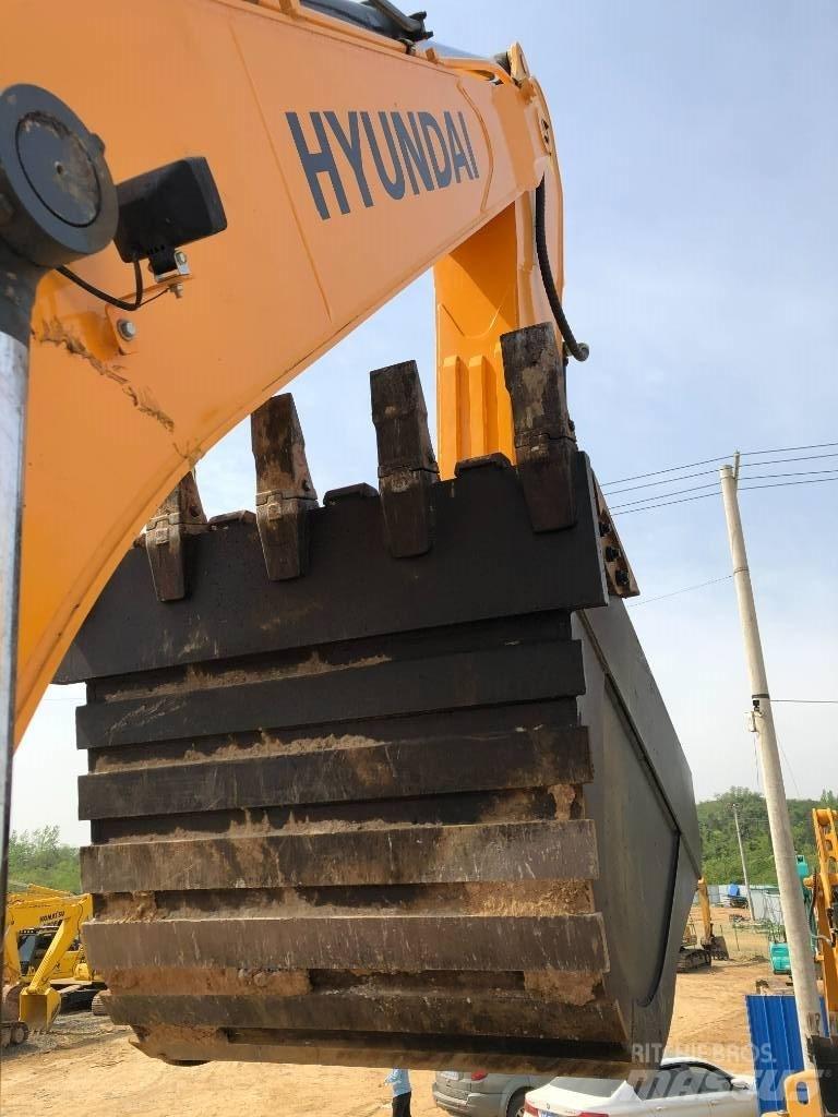 Hyundai 275VS Paletli ekskavatörler