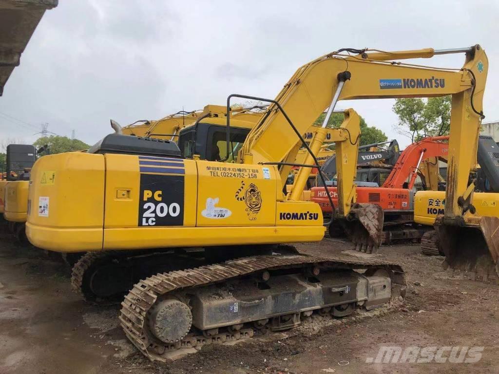 Komatsu PC 200 LC Paletli ekskavatörler