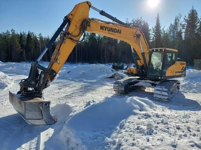 Hyundai HX 260L Paletli ekskavatörler