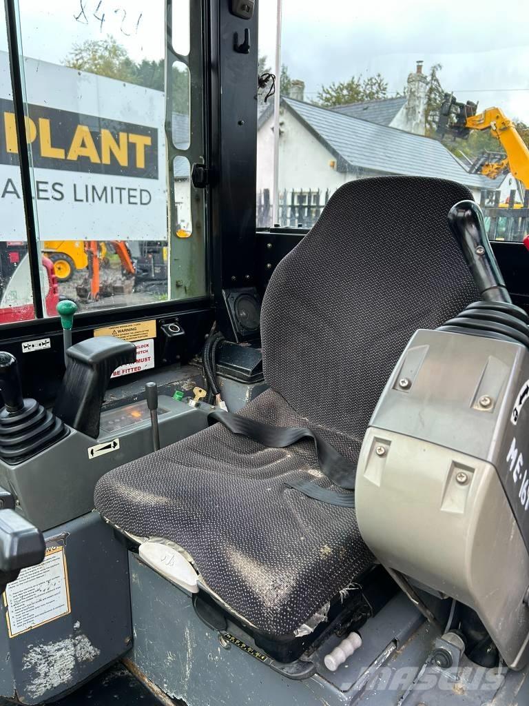 Takeuchi TB 23 R Mini ekskavatörler, 7 tona dek