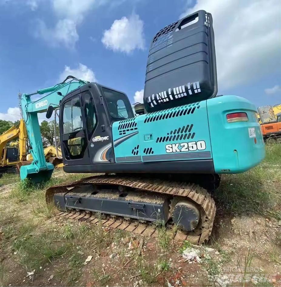 Kobelco SK 250 Paletli ekskavatörler