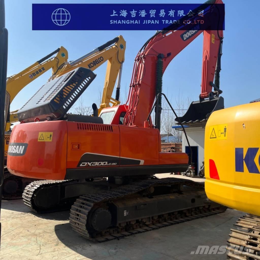 Doosan DX 300 Paletli ekskavatörler