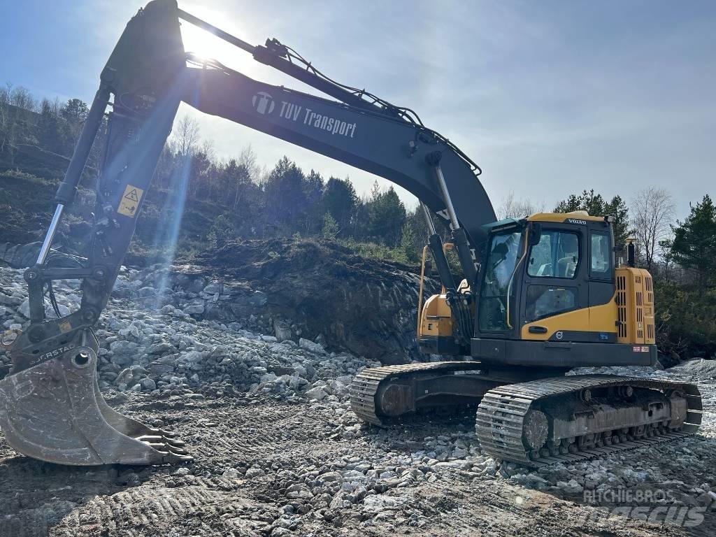 Volvo ECR235DL Paletli ekskavatörler