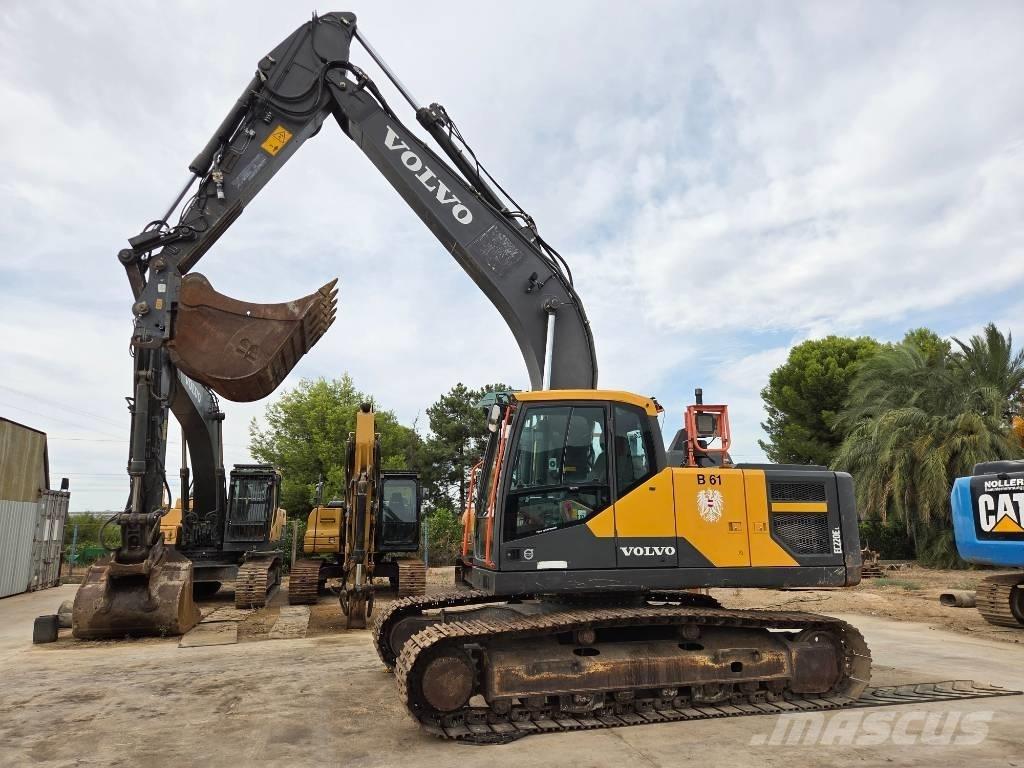 Volvo EC 220 E Paletli ekskavatörler