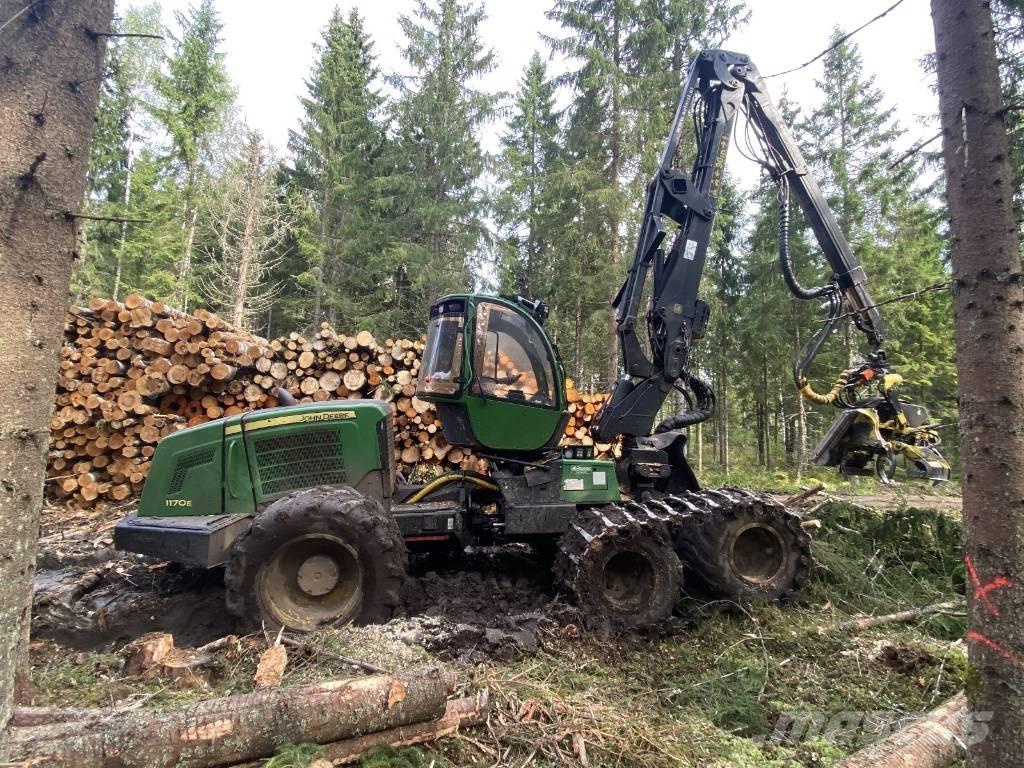 John Deere 1170 E Biçerdöverler